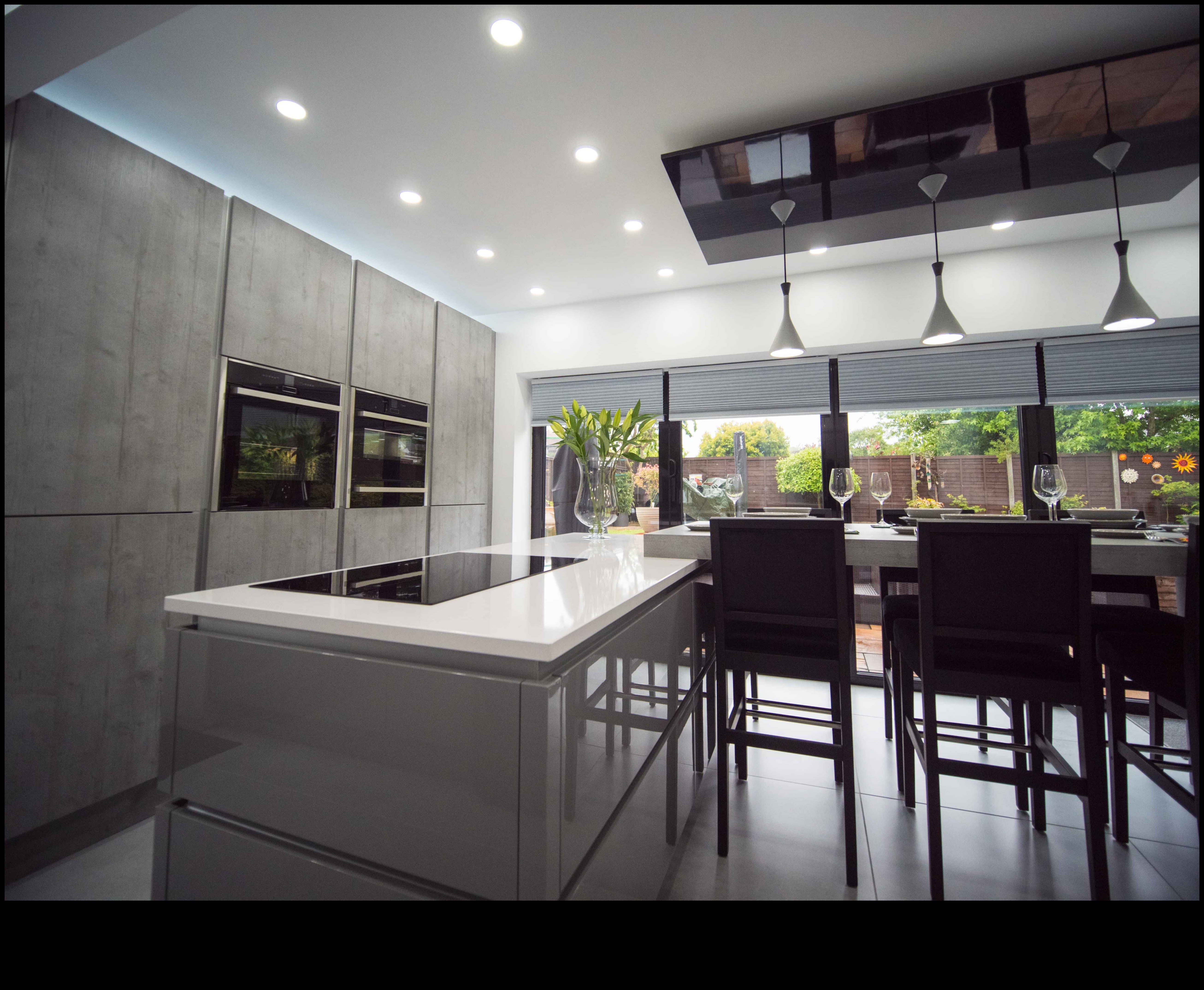 Πώς μπορώ να χρησιμοποιήσω το σκυρόδεμα στο Industrial Chic Design Kitchen για μια μοντέρνα πινελιά;