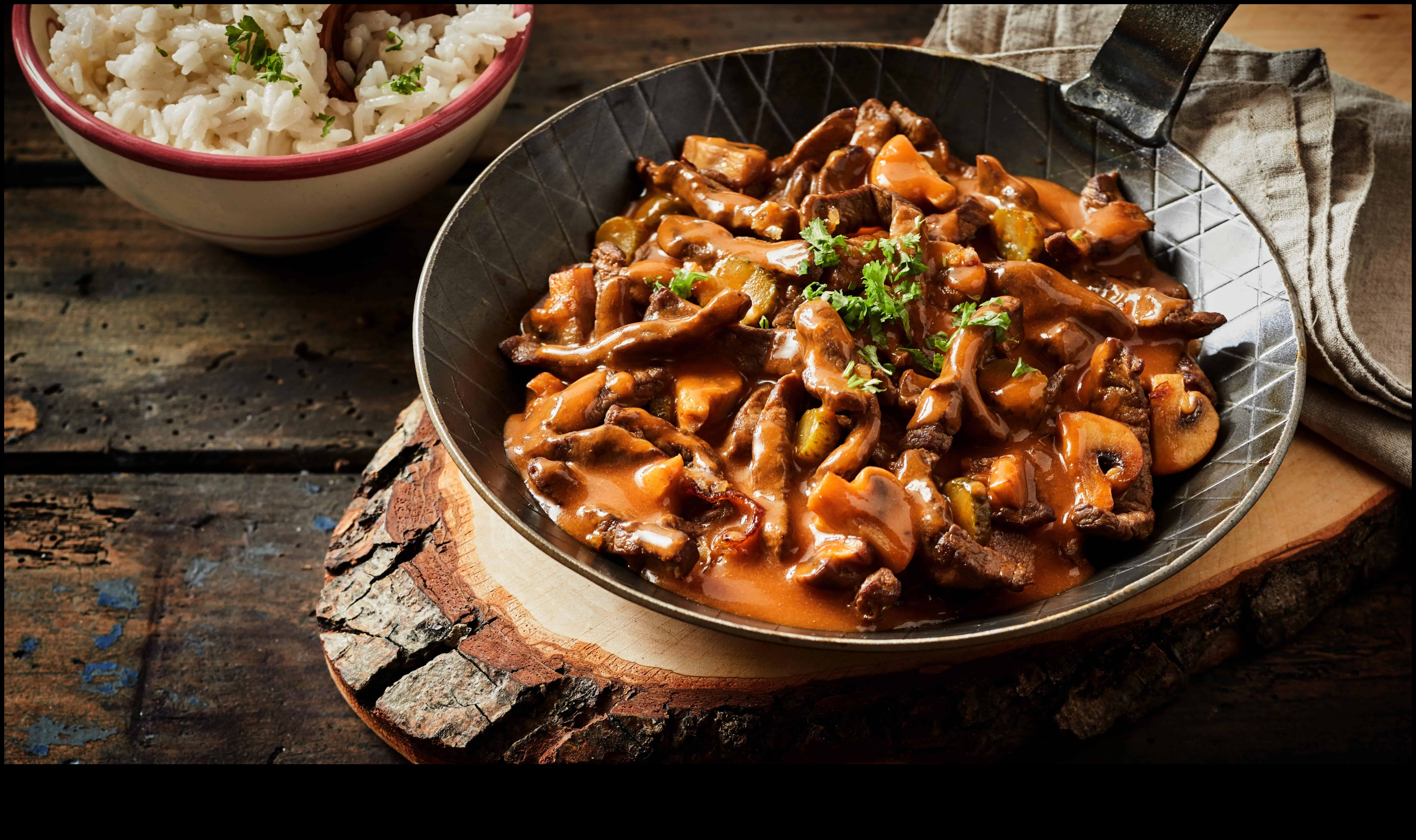 One-Pot Harmony Slow Cooker Culinary Bliss Unveiled Ανακαλύψτε τις απλές χαρές του αργού μαγειρέματος με αυτή τη συλλογή από εύκολες, γευστικές συνταγές που μαγειρεύουν όλες σε μια κατσαρόλα. 5 One-Pot Harmony: Slow Cooker Culinary Bliss Unveiled