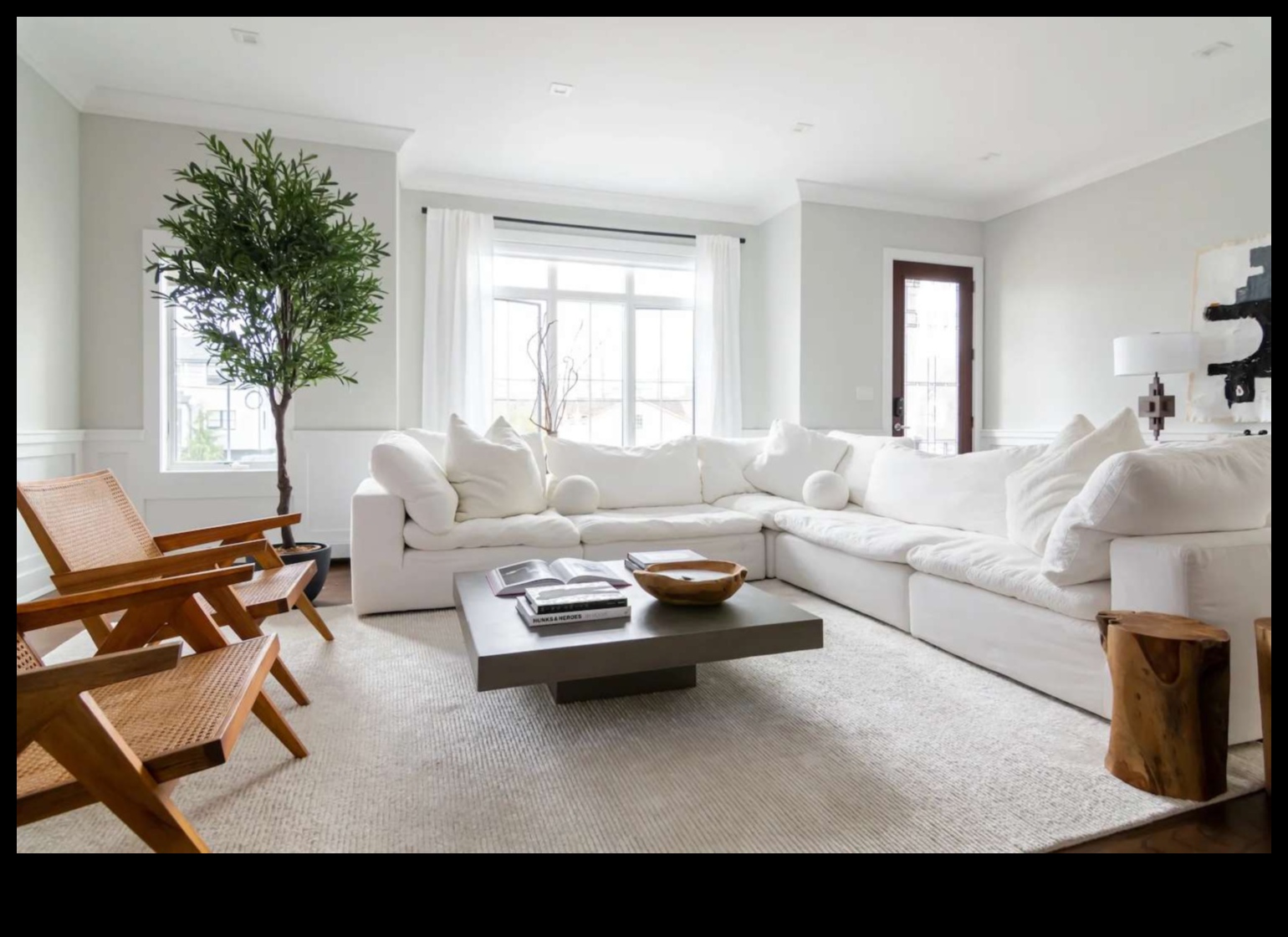 Κορυφαία 7 αξεσουάρ διακόσμησης σπιτιού για να βελτιώσετε το χώρο σας 