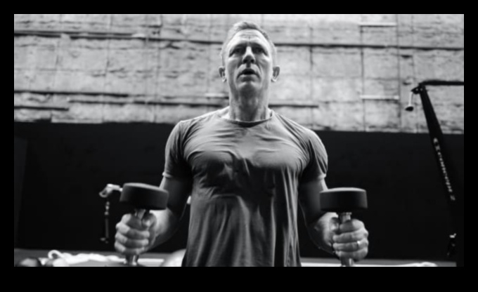 Intensity Unleashed Get Ripped with High-Impact Aσκήσεις 3 Intensity Unleashed: High-Impact Ασκήσεις για μέγιστο αντίκτυπο