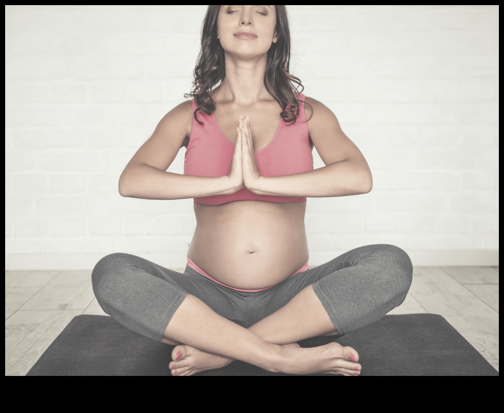 Zen Mom Zone: Mindful Pregnancy Exercis for Relaxation
