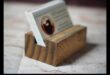 Κάτοχοι επαγγελματικών καρτών DIY Wooden: Crafting Professional Accessories